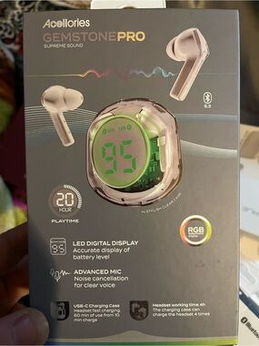 Gemstone Pro Wireless Earbuds with Clear Case and Green LED Display